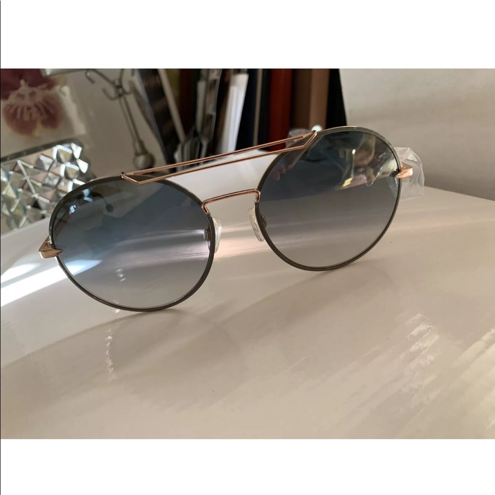 Rag & bone vittoria round oversized sunglasses